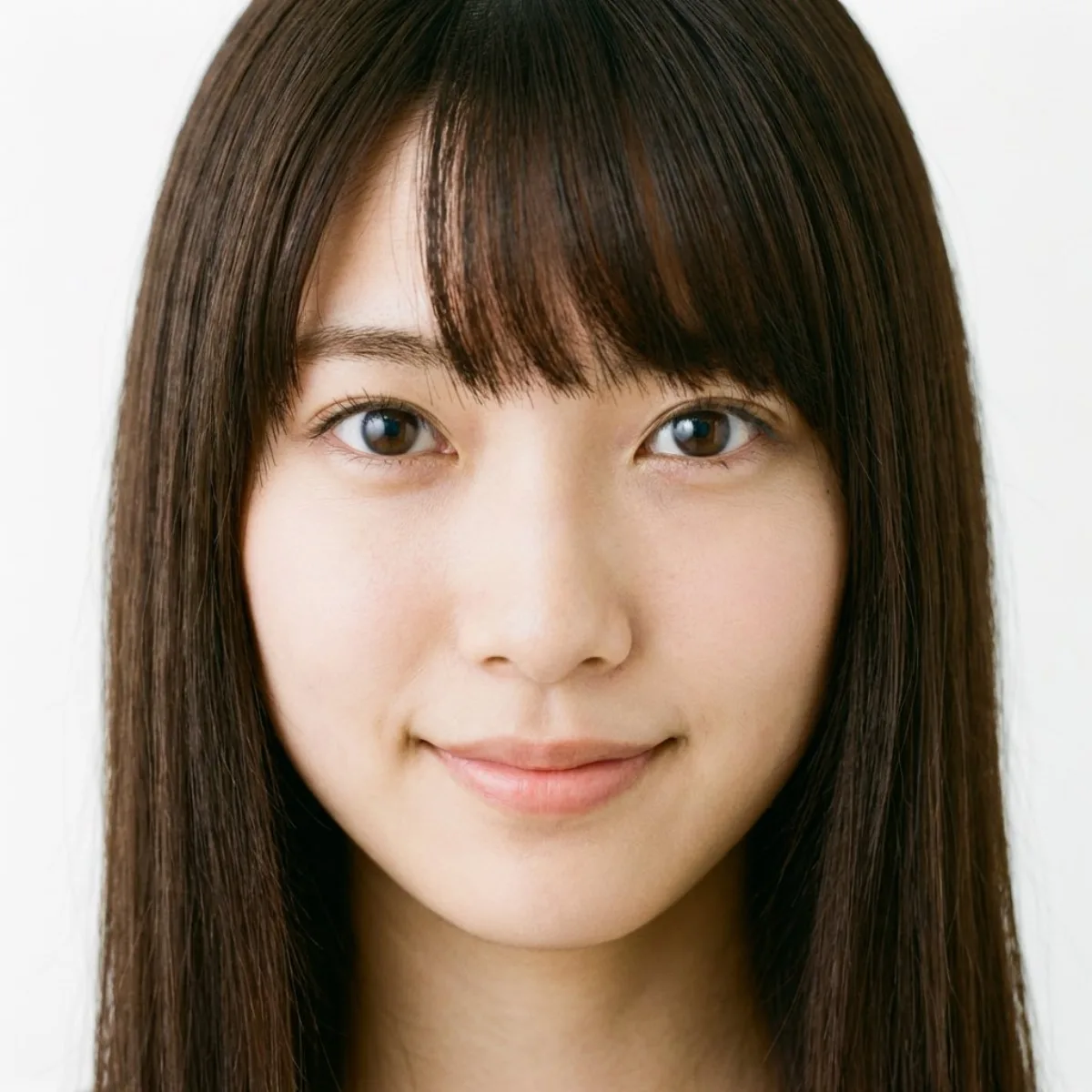 匠心视角下的日本年轻女性脸部特写