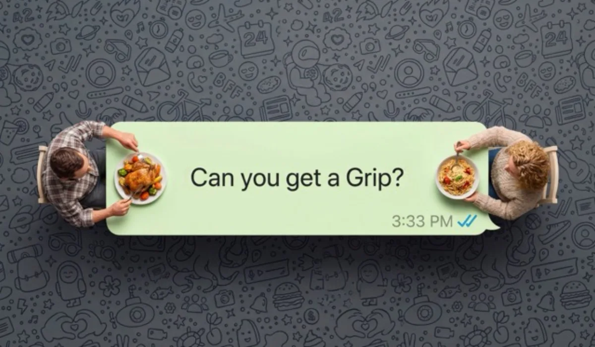 Hyper-realistic WhatsApp Speech Bubble Dining Table